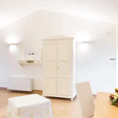 Attractive In Papiano With Whirlpool