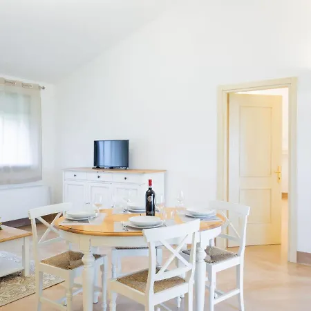 Attractive In Papiano With Whirlpool *