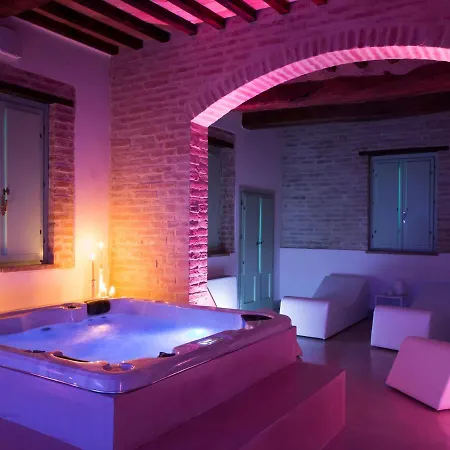 Attractive In Papiano With Whirlpool Hébergement de vacances *